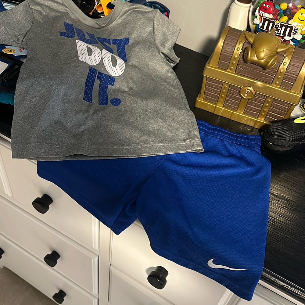 Boys dri fit Nike outfit